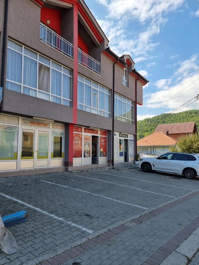 Apartmani Selektor Bijelo Polje Bagian luar foto